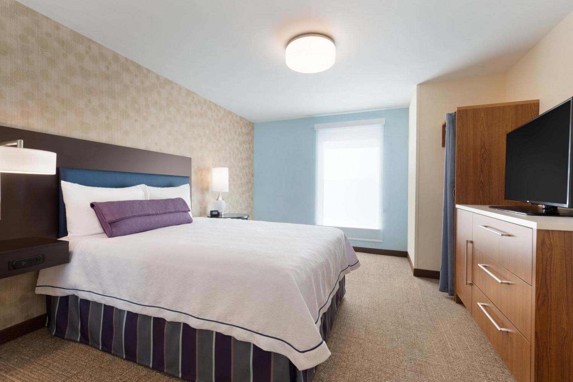 Home2 Suites By Hilton Fargo Exterior photo
